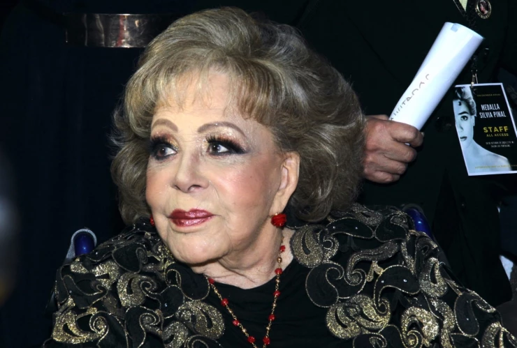 Video Silvia Pinal envía mensaje emotivo.jpg