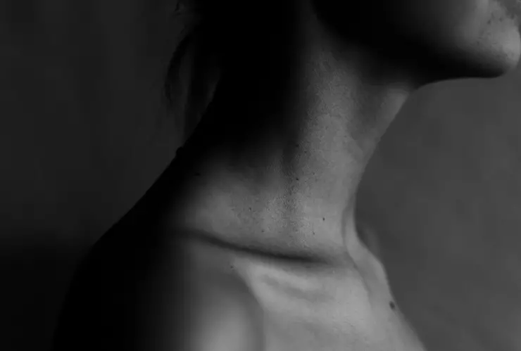 ¿Cómo rejuvenecer la piel del cuello?