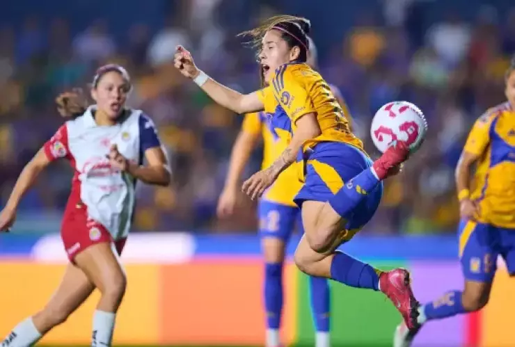 The Best 2025: Lizabeth Ovalle gana el Premio Marta de la FIFA 2025 por este golazo en el Tigres vs Chivas