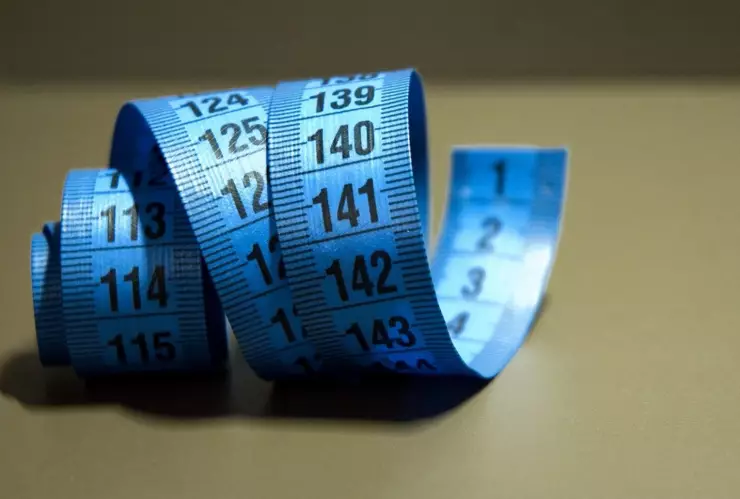 El ingrediente que debes agregar al agua para adelgazar de forma sencilla