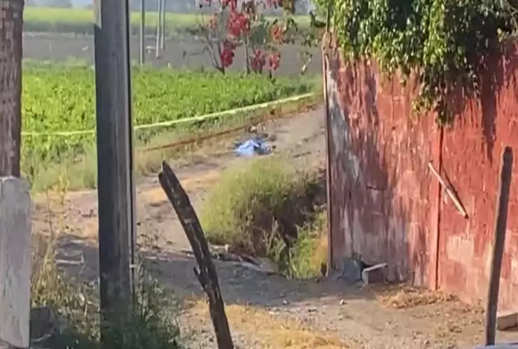 Cuerpo es hallado en la carretera Izúcar de Matamoros-San Juan Epatlán hoy 13 de diciembre de 2024