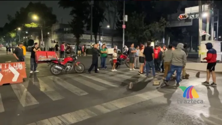 CDMX: Cierran Calzada La Viga tras la explosión de un transformador en Iztapalapa