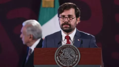 PT denuncia desabasto y deficiencias en IMSS Bienestar; exigen renuncia de director general