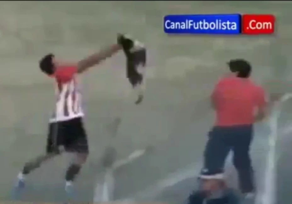 José Jiménez juega como delantero en el club Bella Vista