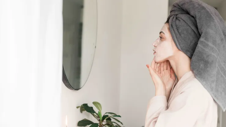 Esta es la mascarilla con ácido láctico que combate arrugas y manchas