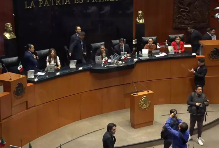 ¡Se queda igual! Senado aprueba eliminar doble congreso