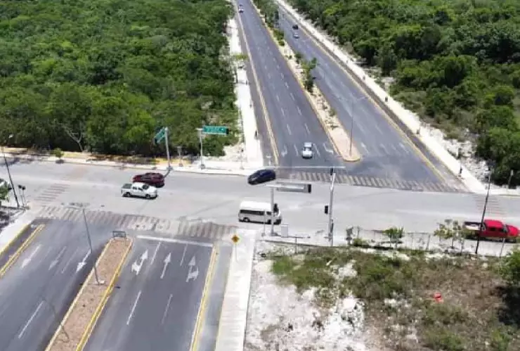carretera chueca en playa del carmen