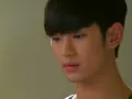 Min Joon deja en claro que él no se quiere comprometer emocionalmente por su manera de ver la vida y hace enojar a Song Yi.