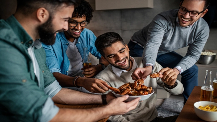 ¿Fuente de colágeno? Esto pasa si comes muchas patitas de pollo
