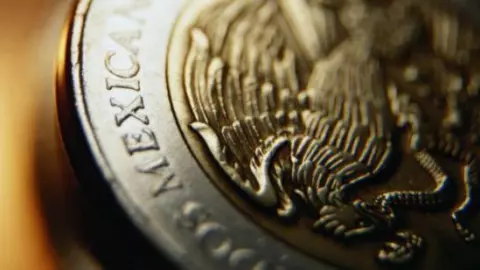 piden-mas-10-mdp-por-esta-moneda-conmemorativa-20-pesos-estas-son-caracteristicas-pbg-notas-mt