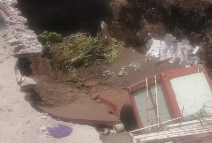 Gimnasio colapsa por socavón en la CDMX_ FOTOS