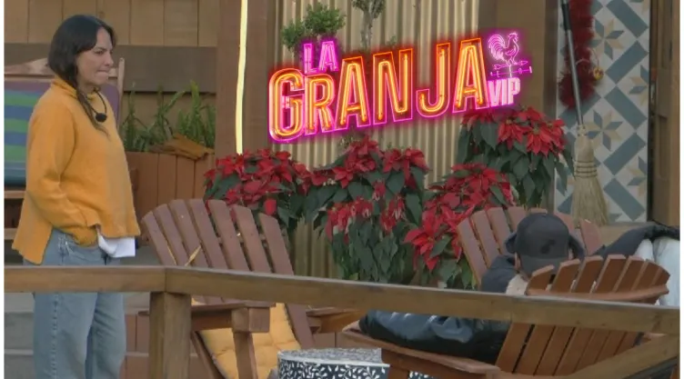 Eleazar Gómez, Sergio Mayer Mori y Fabiola Campomanes afinan jugadas en La Granja VIP.