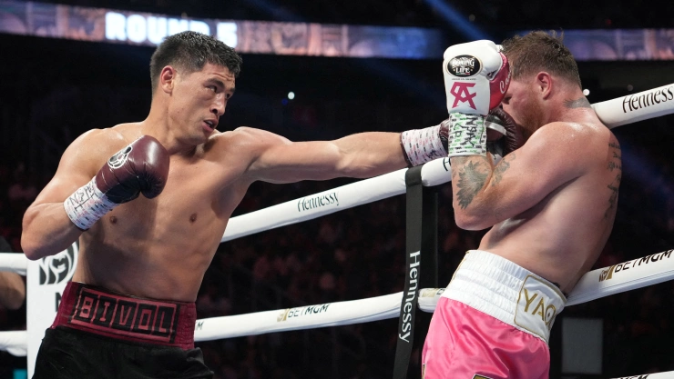Box: Canelo vs Bivol