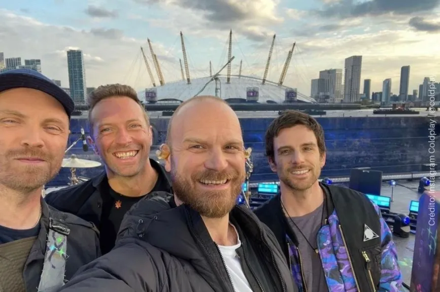 Coldplay selfie.jpg