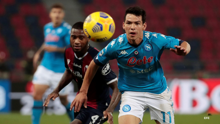 Hirving Lozano ante el Bolonia