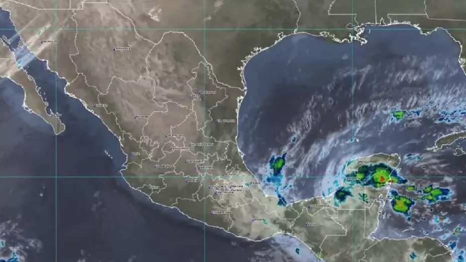 lisa dejara lluvias vespertinas en Yucatan