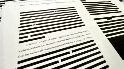 Documentos confidenciales hallados en casa de Trump.