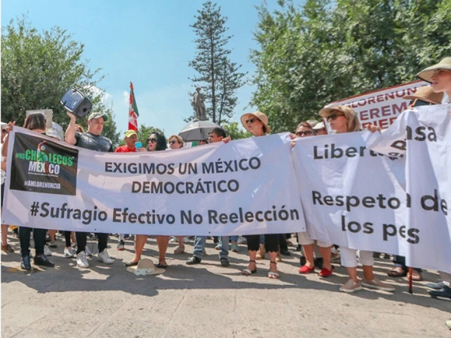 Marcha anti AMLO.