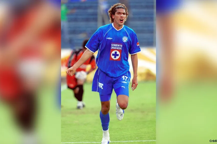 15 futbolistas que jugaron en América y Cruz Azul loco abreu.jpg