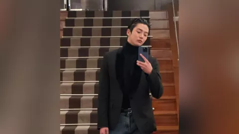 En “Eres Extraordinaria”, Rowoon interpreta a Ha-ru, un estudiante que se da cuenta de que es un personaje secundario en webtoon. Este papel le valió el reconocimiento como Mejor Actor Revelación en los MBC Drama Awards de 2019. 
Crédito: @ewsbdi