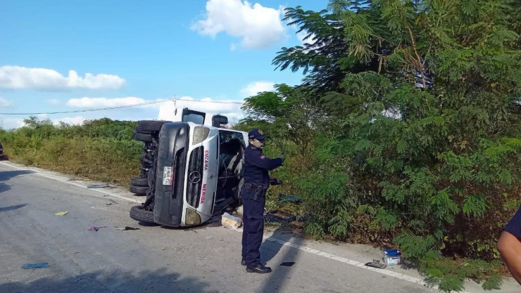 volcadura-carretera-merida-valladolid-yucatan-muertos-lesionados