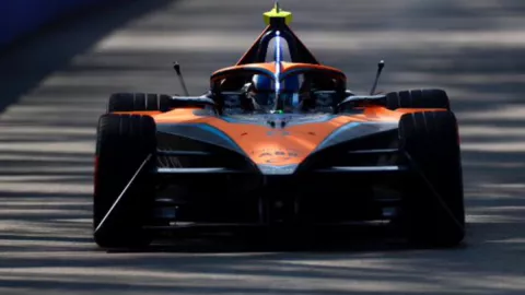 Jake Hughes, de NEOM McLaren