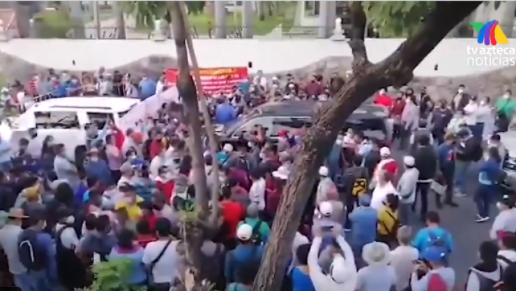 cnte-amlo-bloqueo-mañanera