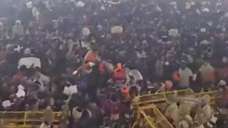 Estampida en celebración religiosa Kumbh en India deja 40 muertos 29 de enero 2025