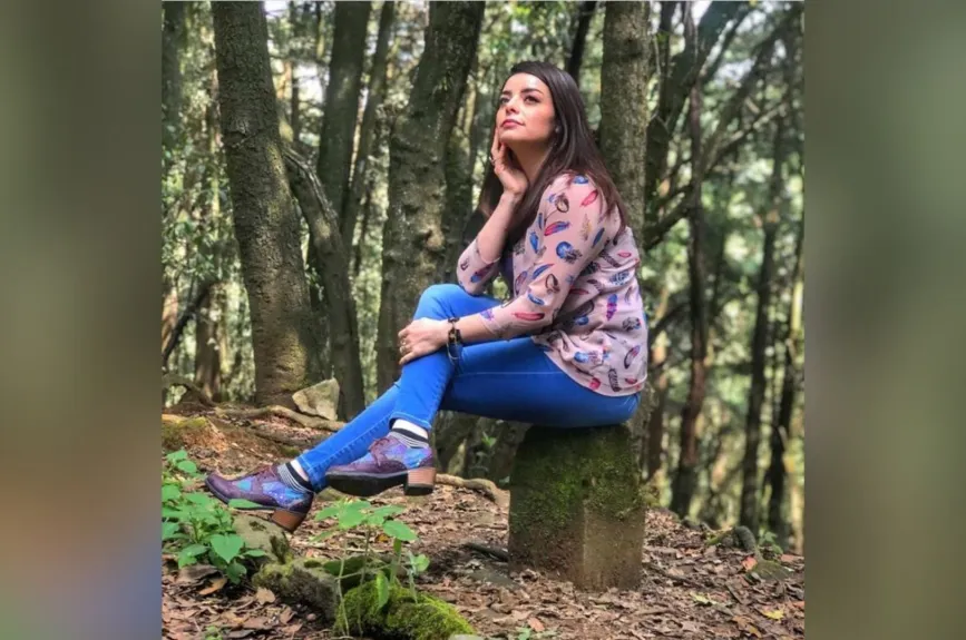 Violeta Isfel