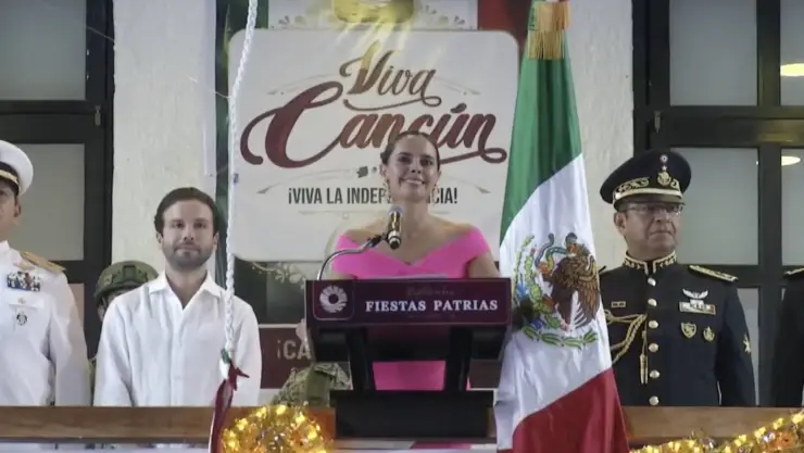 Ana Paty Peralta conmemora el 214 Aniversario del Grito de Independencia en Cancún | VIDEO