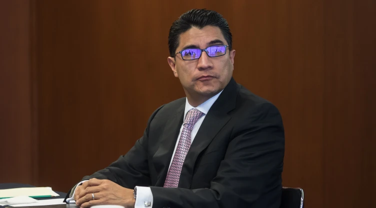 CIUDAD DE MÉXICO, 29AGOSTO2019.- Jesús George Zamora, titular del Órgano Interno de Control del Instituto Nacional Electoral, durante la firma de un convenio de colaboración entre la SFP y el INE.
FOTO: ISAAC ESQUIVEL /CUARTOSCURO.COM