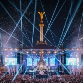 Listas de artistas que se presentaran en el Ángel de la Independencia en Fin de Año