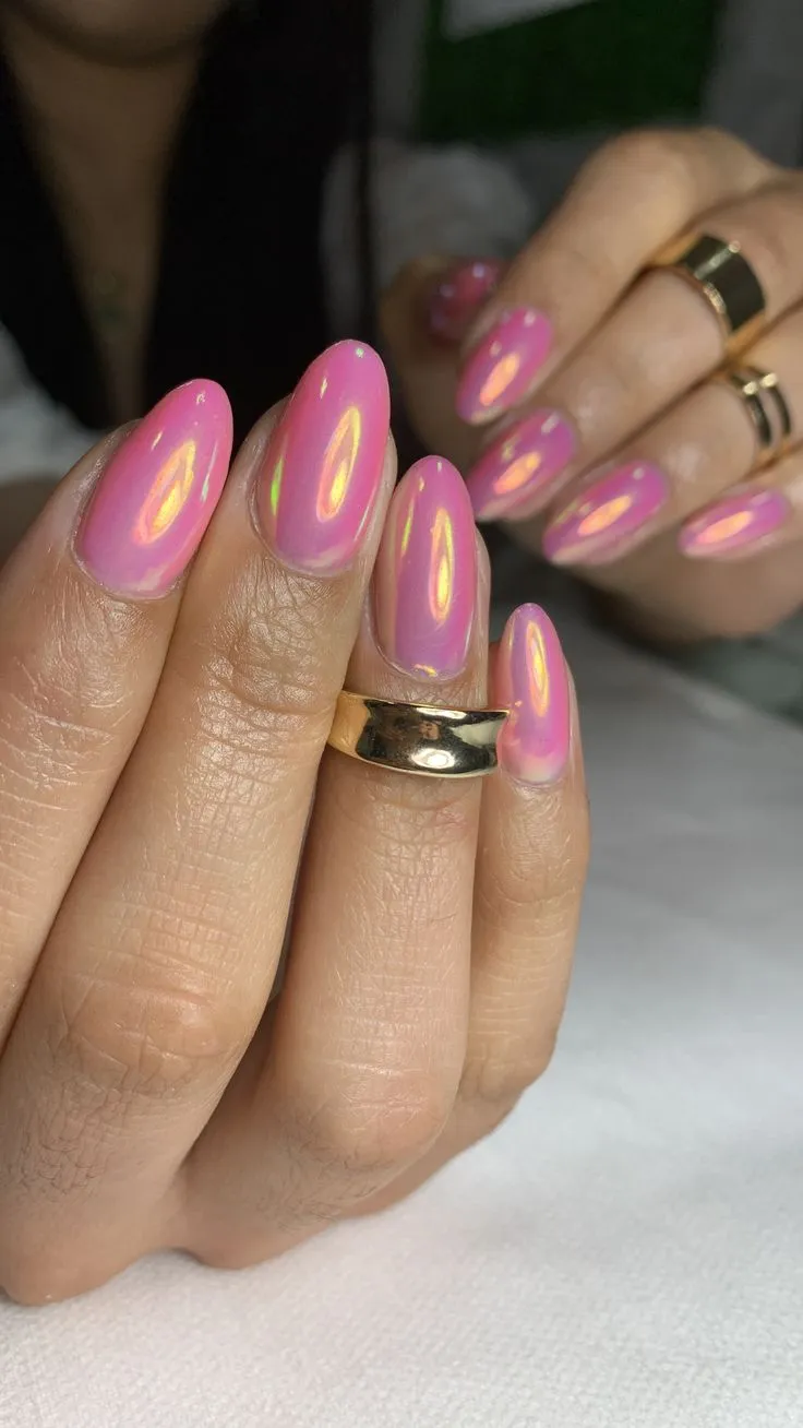 6 diseños de uñas efecto aurora que te encantarán para esta temporada: en manos o pies