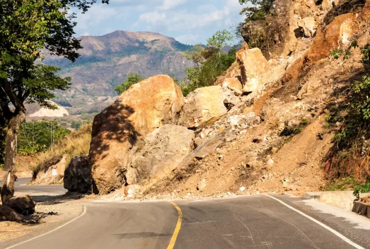 Cómo saber si un cerro tiene riesgo de deslaves, los expertos de Cenapred lo explican