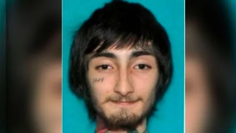 Papa del tirador de Highland Park revela que su hijo hablo de los tiroteos.jpg