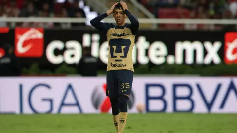 Pumas sigue en los últimos lugares de la tabla tras caer ante Chivas