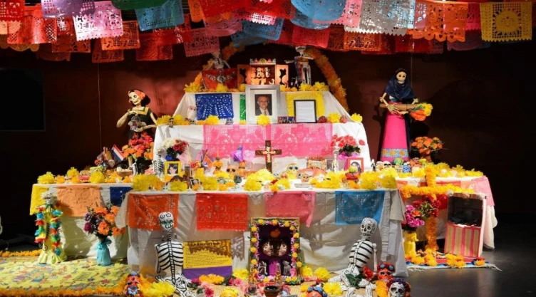 altar de muertos almas niños adultos