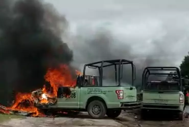 Enfrentamiento entre Guardia Nacional y huachicoleros