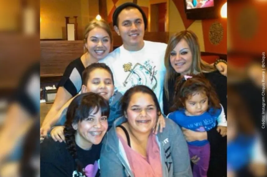 Johnny López.