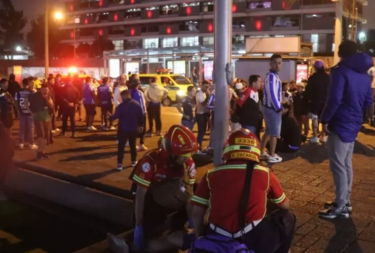 Rayados y Comunicaciones 