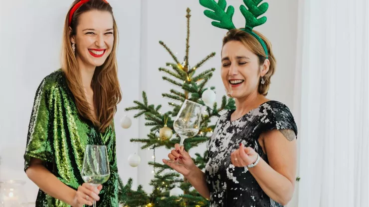 /azteca-7/3-prendas-que-seran-tendencia-entre-mujeres-esta-navidad-segun-inteligencia-artificial