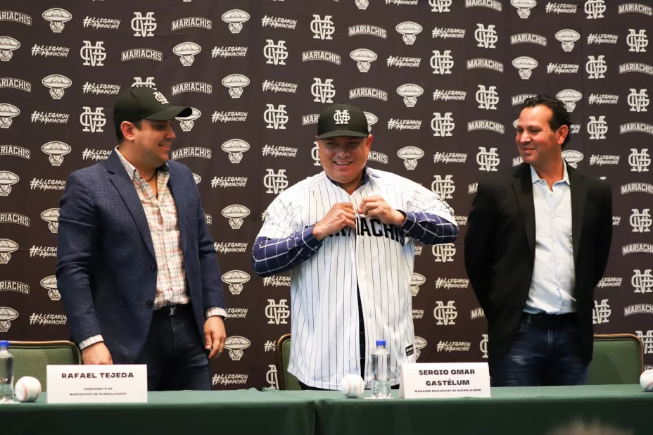 sergio omar gastelum mariachis manager