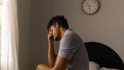 El aurea es uno de los síntomas más comúnes en personas que padecen migraña