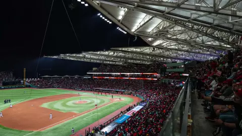 Estadio Alfredo Harp Helú lleno