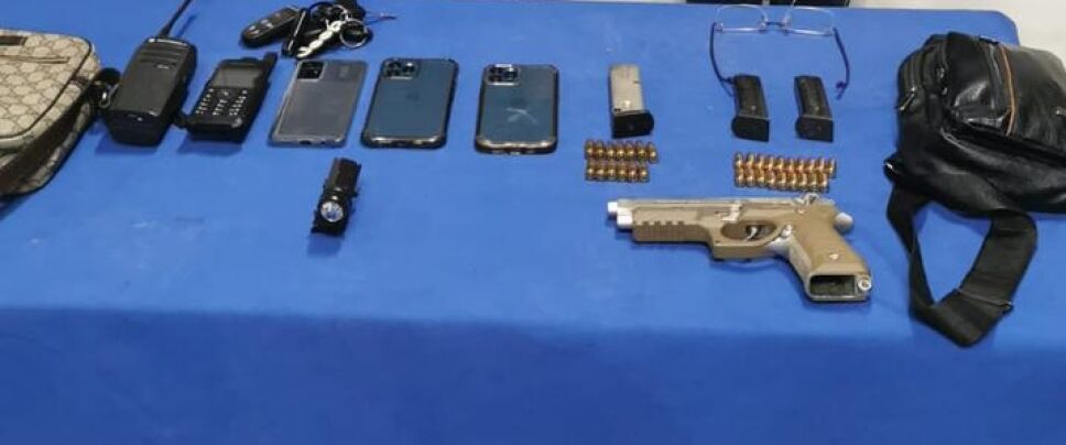 Detienen a dos hombres por portación de arma de fuego en Benito Juárez