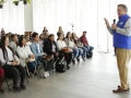 Jorge Garralda dando les dió la bienvenida