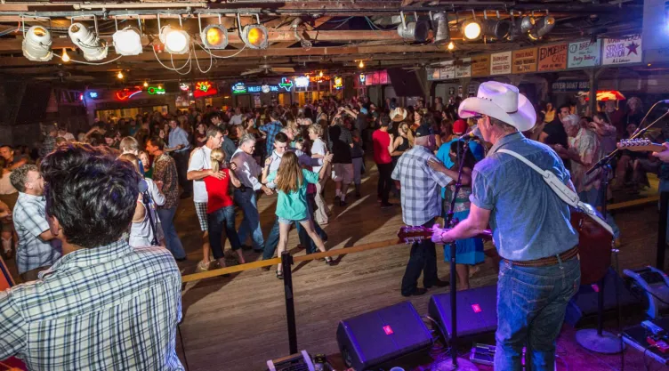 Un festival de música en Gruene, Texas.