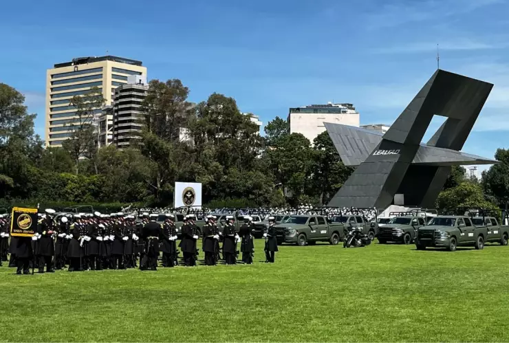 Ceremonia de Salutación: Fuerzas Armadas y Guardia Nacional reciben a Claudia Sheinbaum