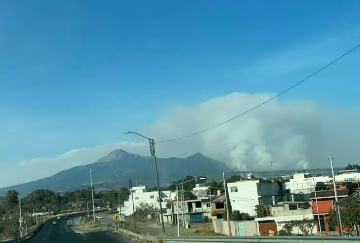 incendio faldas la malinche hoy 14 marzo 2024