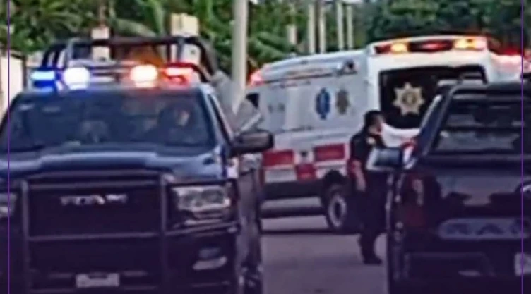 Asesina a su expareja, lo detienen y muere bajo custodia tras tomar veneno en Ticul, Yucatán. En la imagen se observa el fuerte operativo tras un presunto feminicidio.